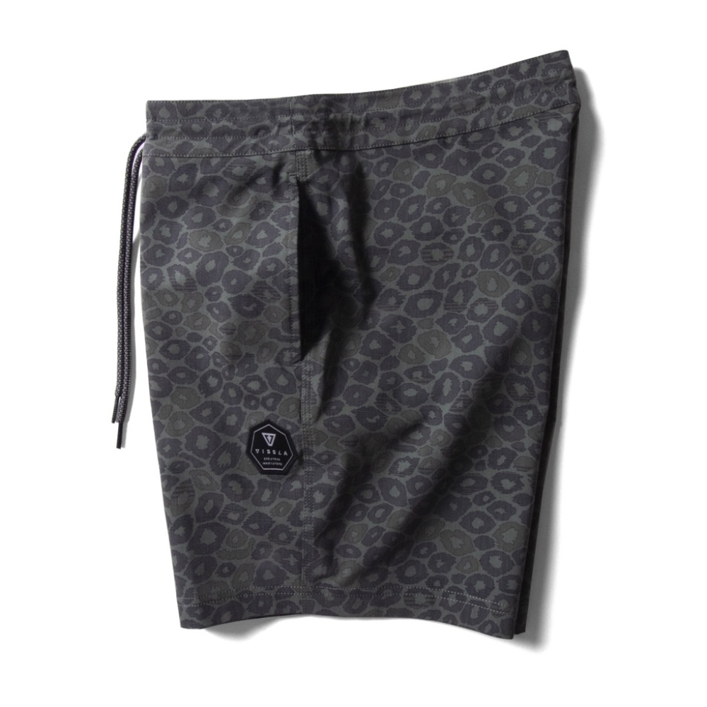 VISSLA 16.5" BOARDSHORTS - Picture 3 of 3